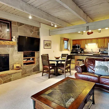 Timberline Condominiums 2 Bedroom Deluxe Unit A1A